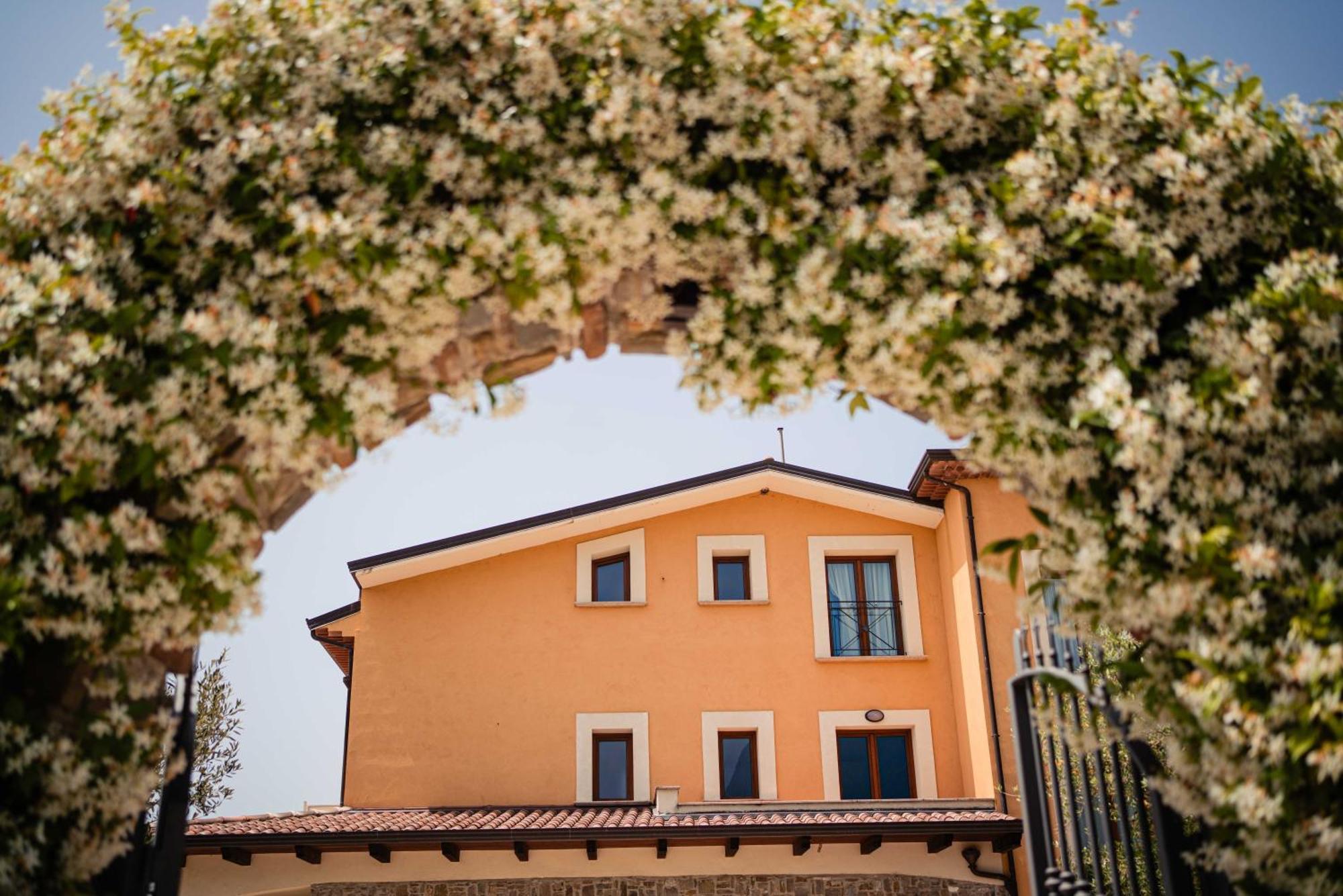 Casale Degli Ulivi Resort Pellare Экстерьер фото
